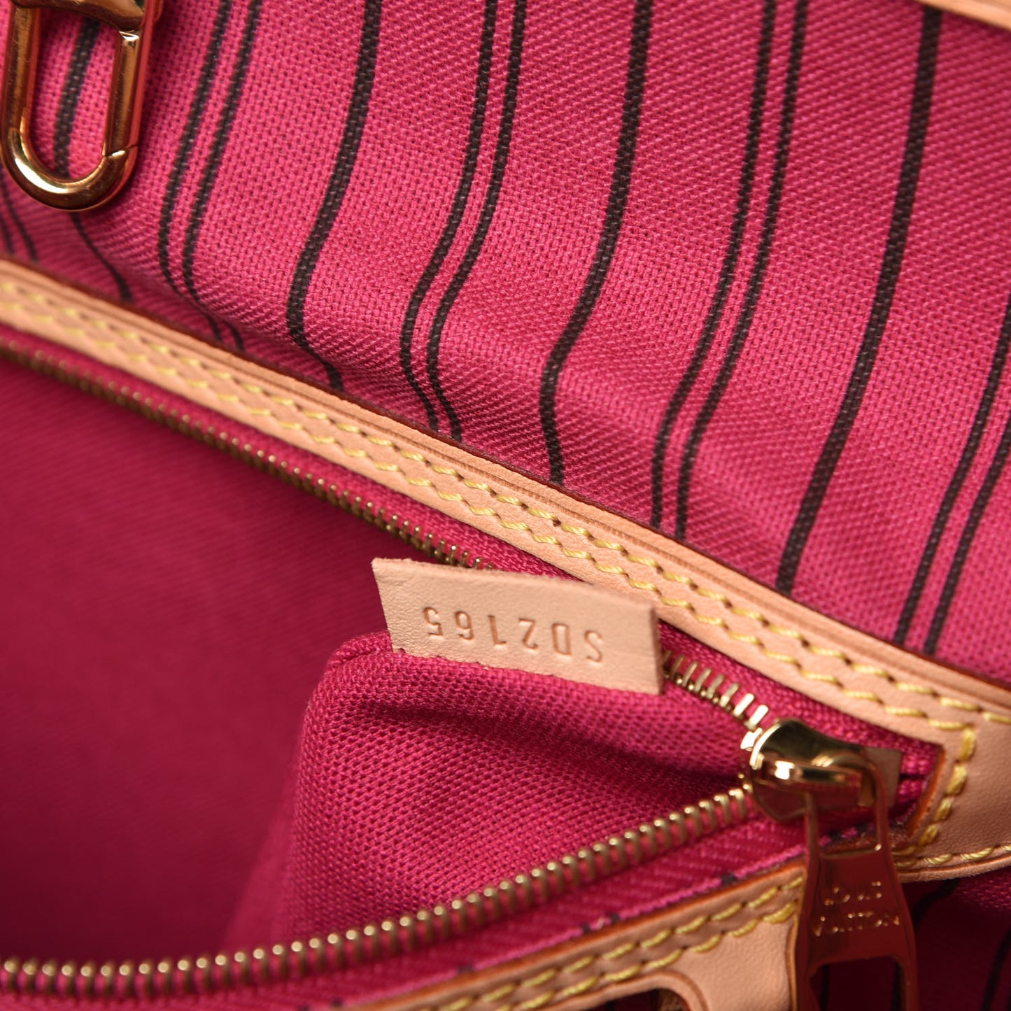 Monogram Delightful MM Pivoine