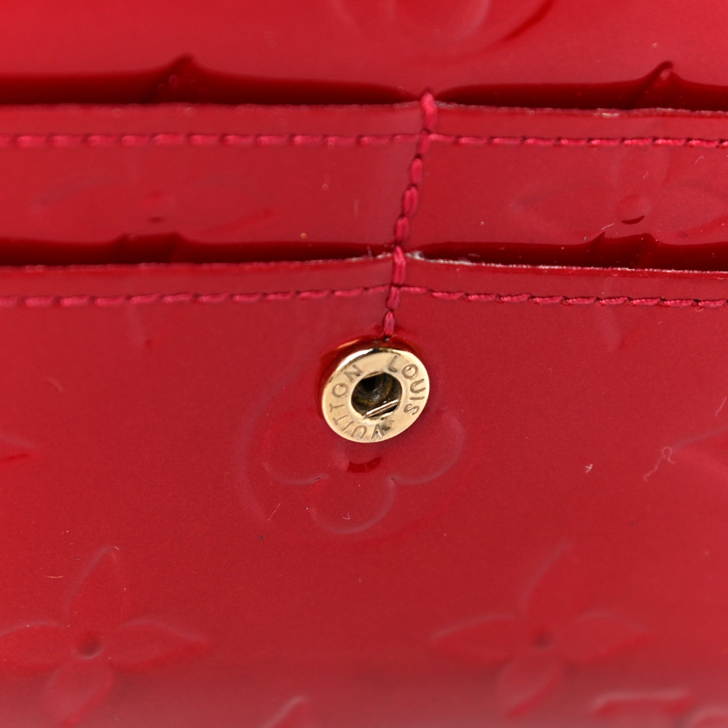 Louis Vuitton Vernis Sarah Wallet Pomme D'Amour 19 of 26