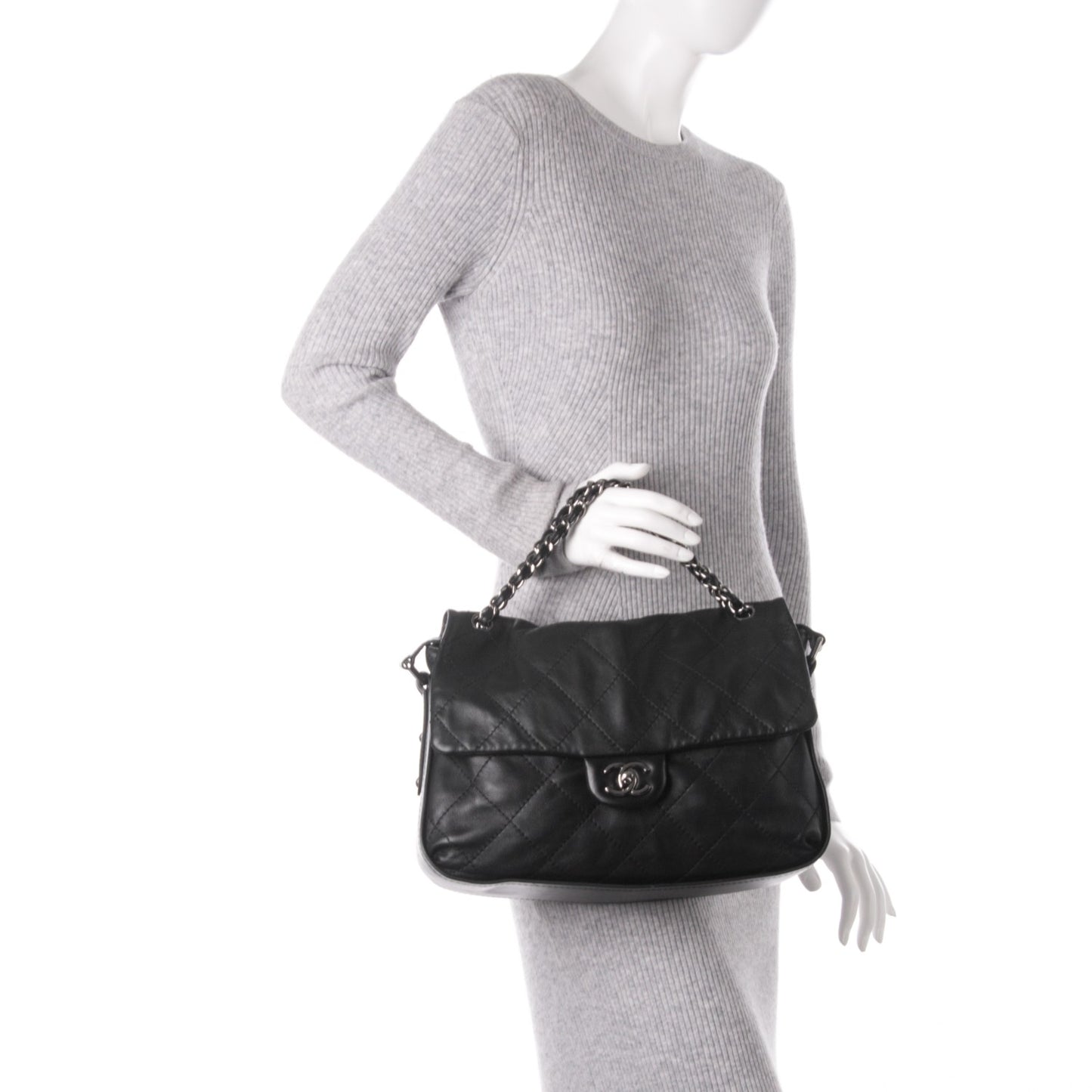 Lambskin Stitched Messenger Bag Black