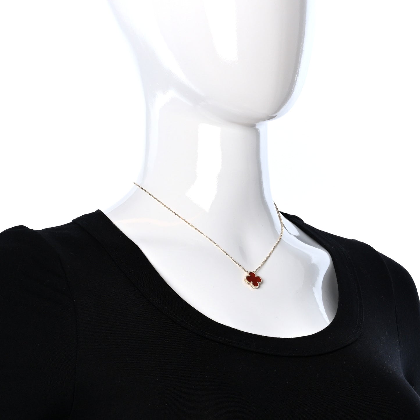 18K Yellow Gold Carnelian Vintage Alhambra Pendant Necklace