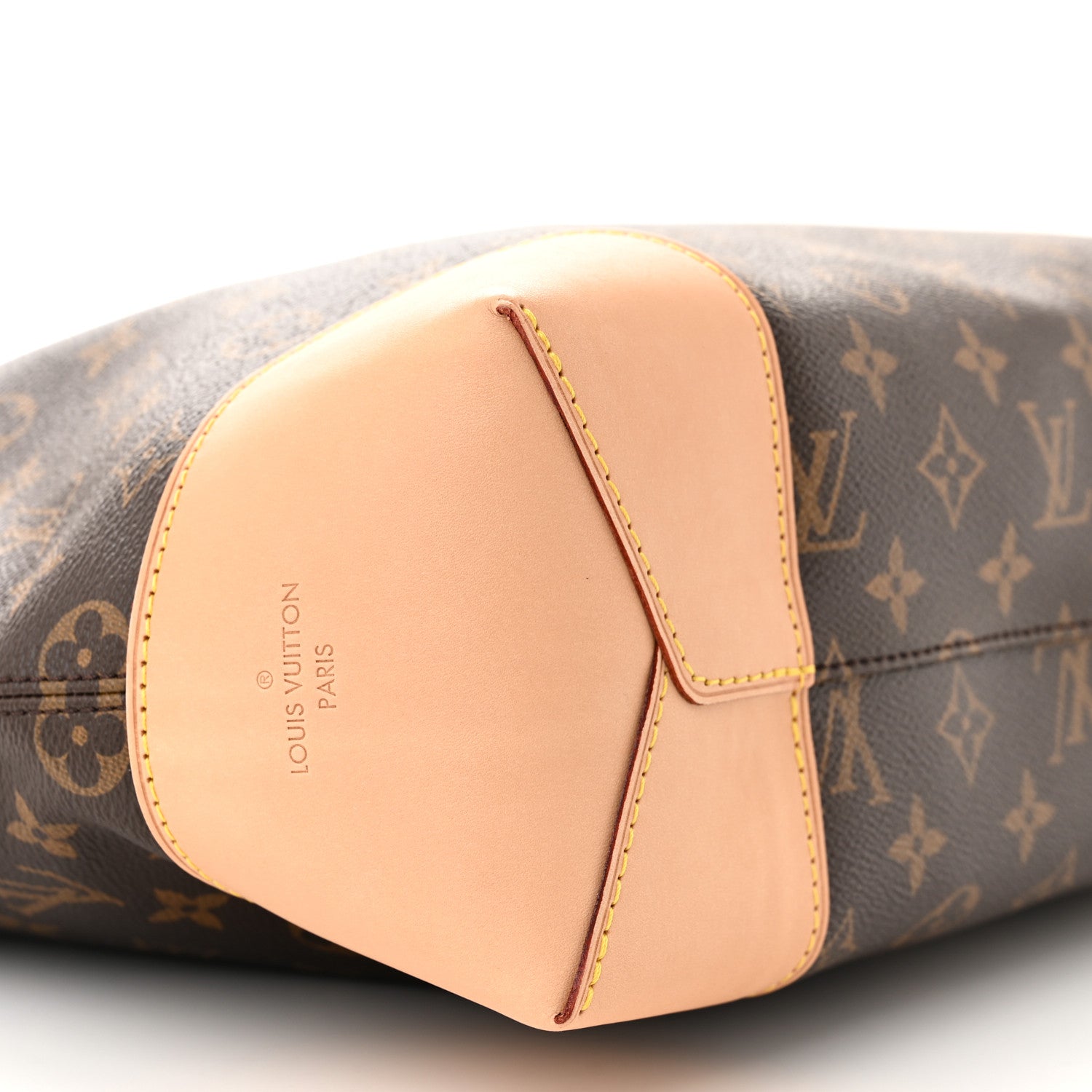 Louis Vuitton Monogram Berri MM 9 of 11