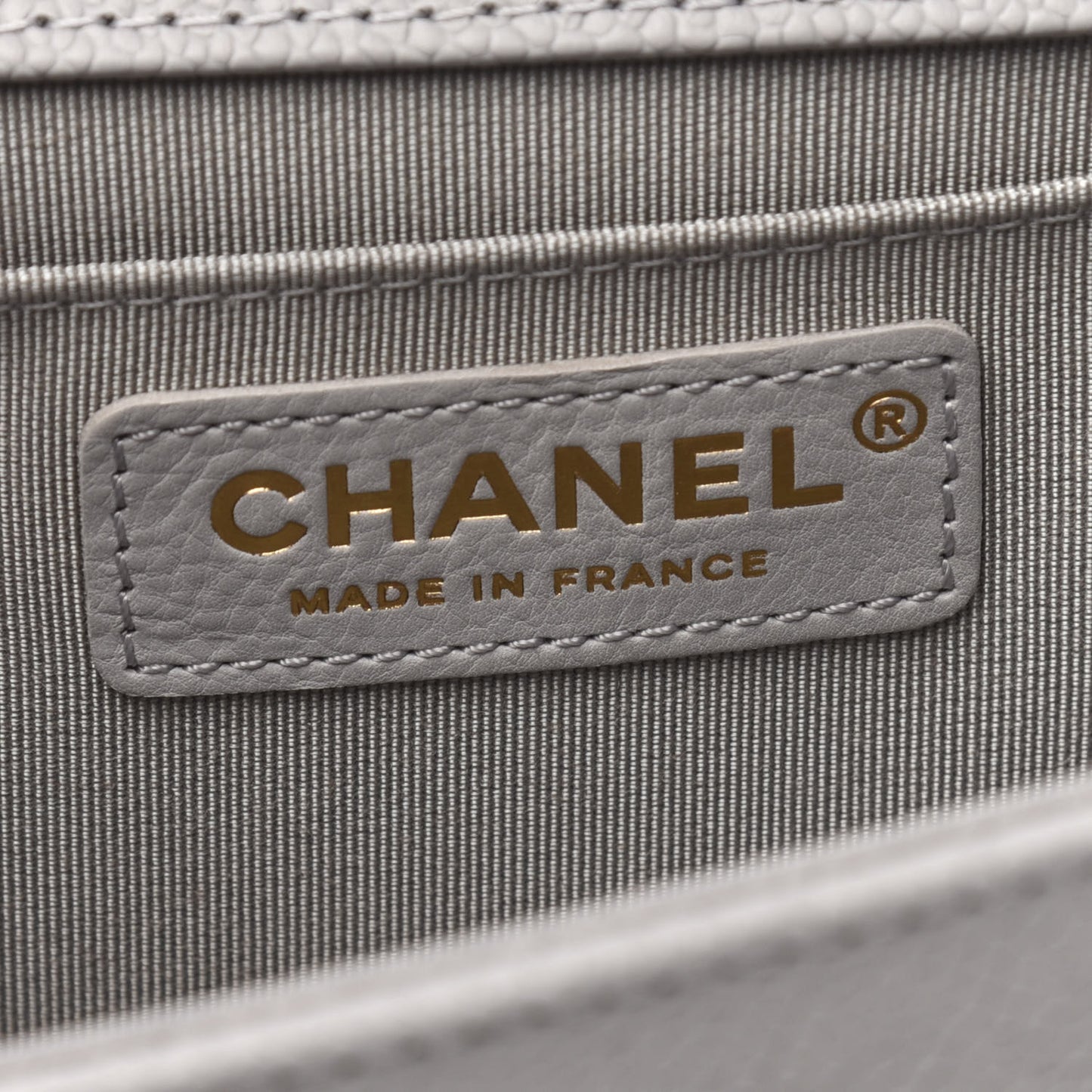 Caviar Quilted Medium Boy Flap Grey