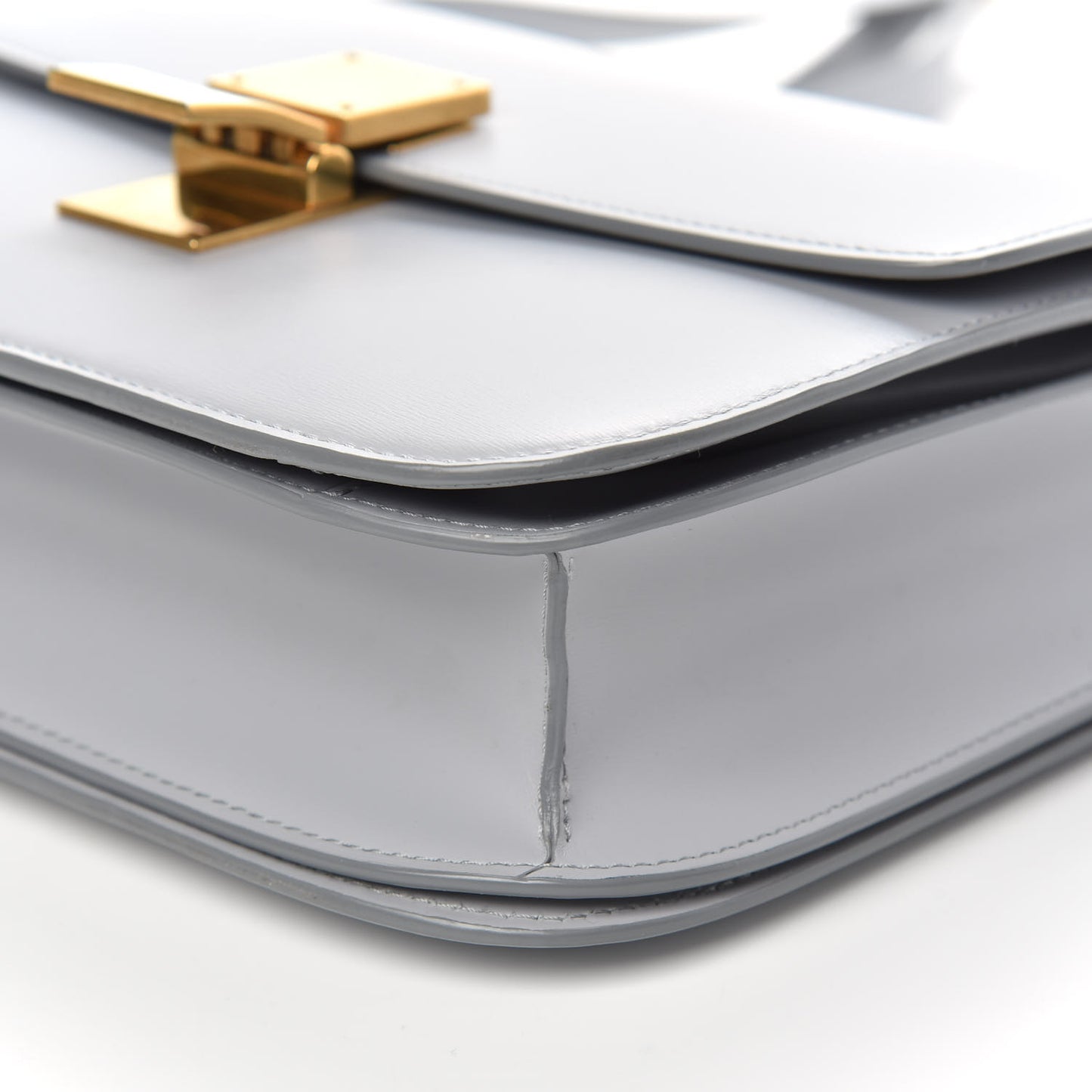 Box Calfskin Medium Classic Box Flap Bag Cloud