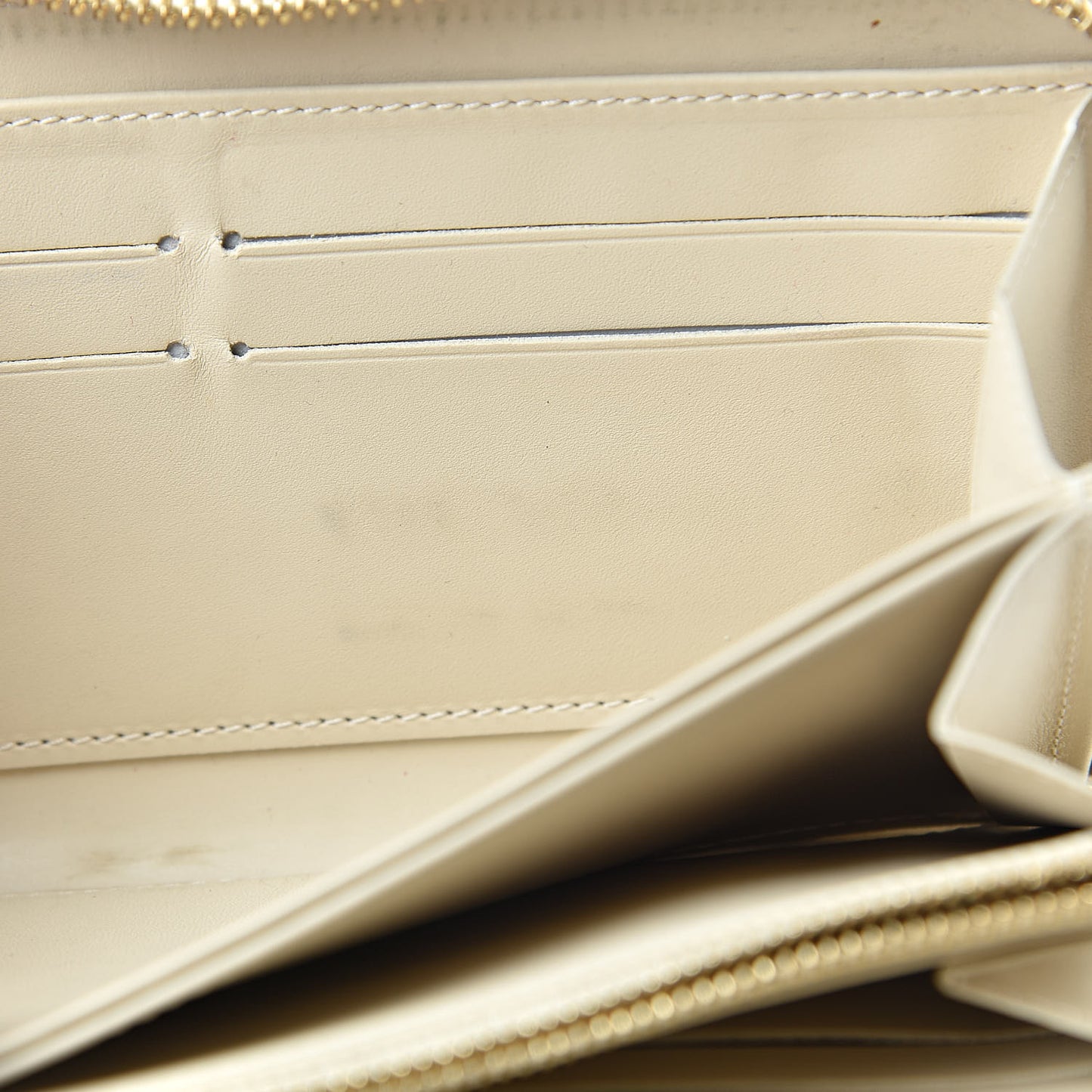 Vernis Zippy Wallet Blanc Corail