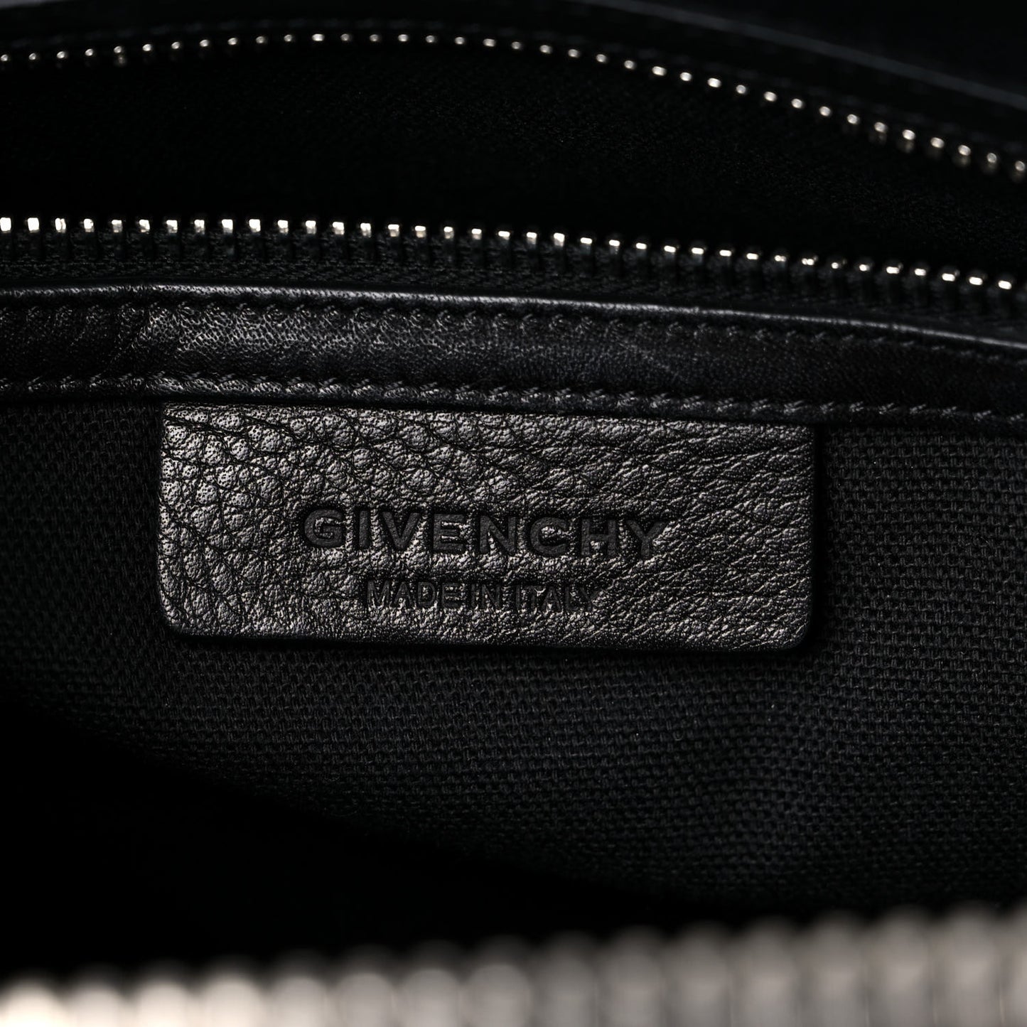 Calfskin Medium Studded Bi-Color Antigona Black White