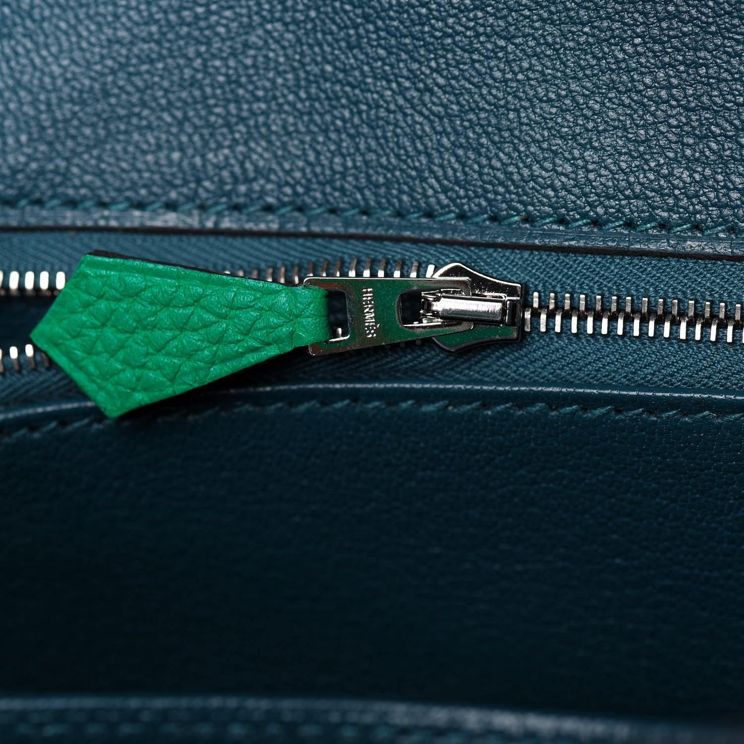 Hermes Togo Verso Birkin 25 Menthe Vert Bosphore 19 of 35