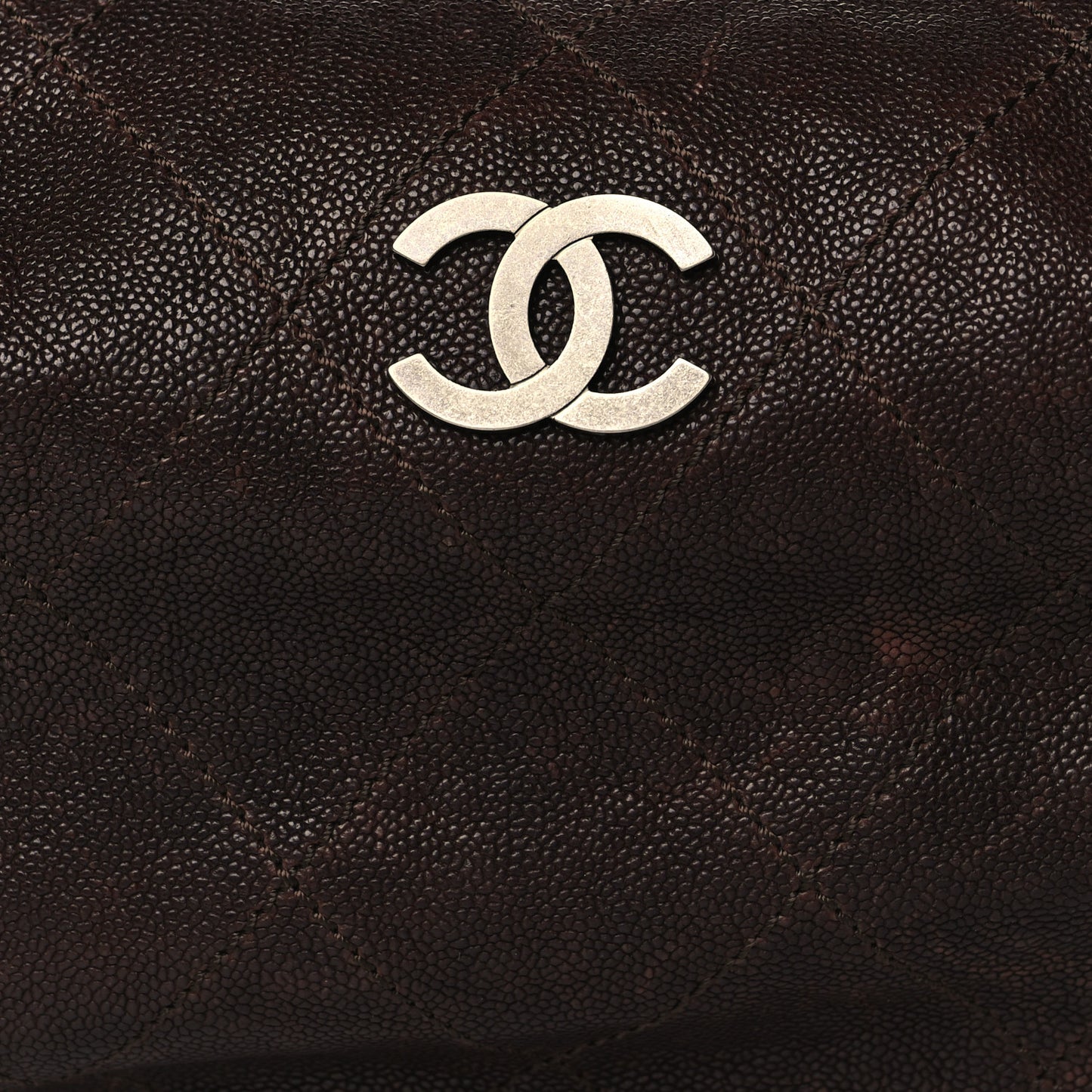 Caviar Outdoor Ligne Large Hobo Brown