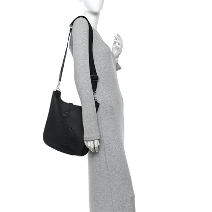 Hermes Taurillon Clemence EVELYNE III PM Black 2 of 11