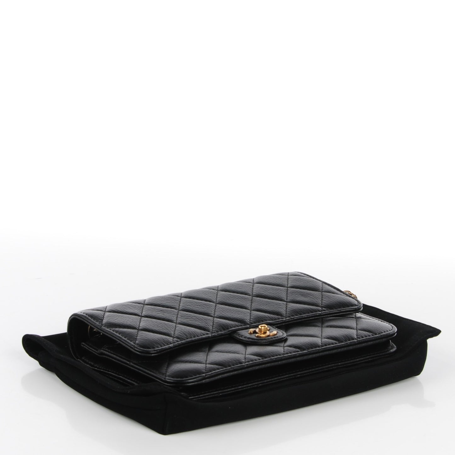 Goatskin Quilted CC Eyelet Wallet On Chain Black