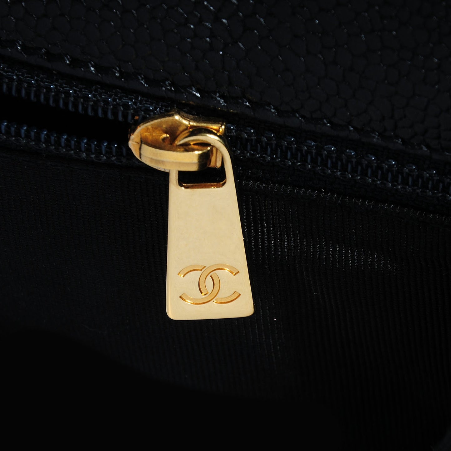 Caviar CC Messenger Bag Black