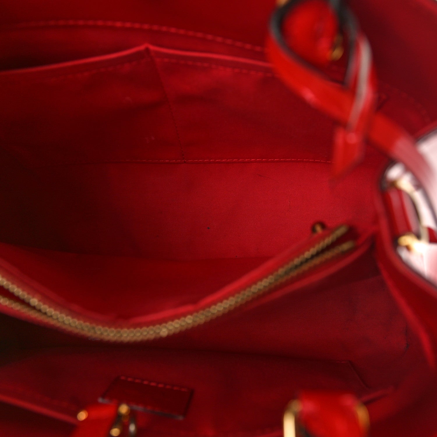 Louis Vuitton Vernis Montaigne MM Cherry 5 of 9