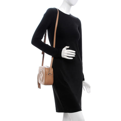 Gucci Pebbled Calfskin Small Soho Disco Bag Camelia 2 of 8
