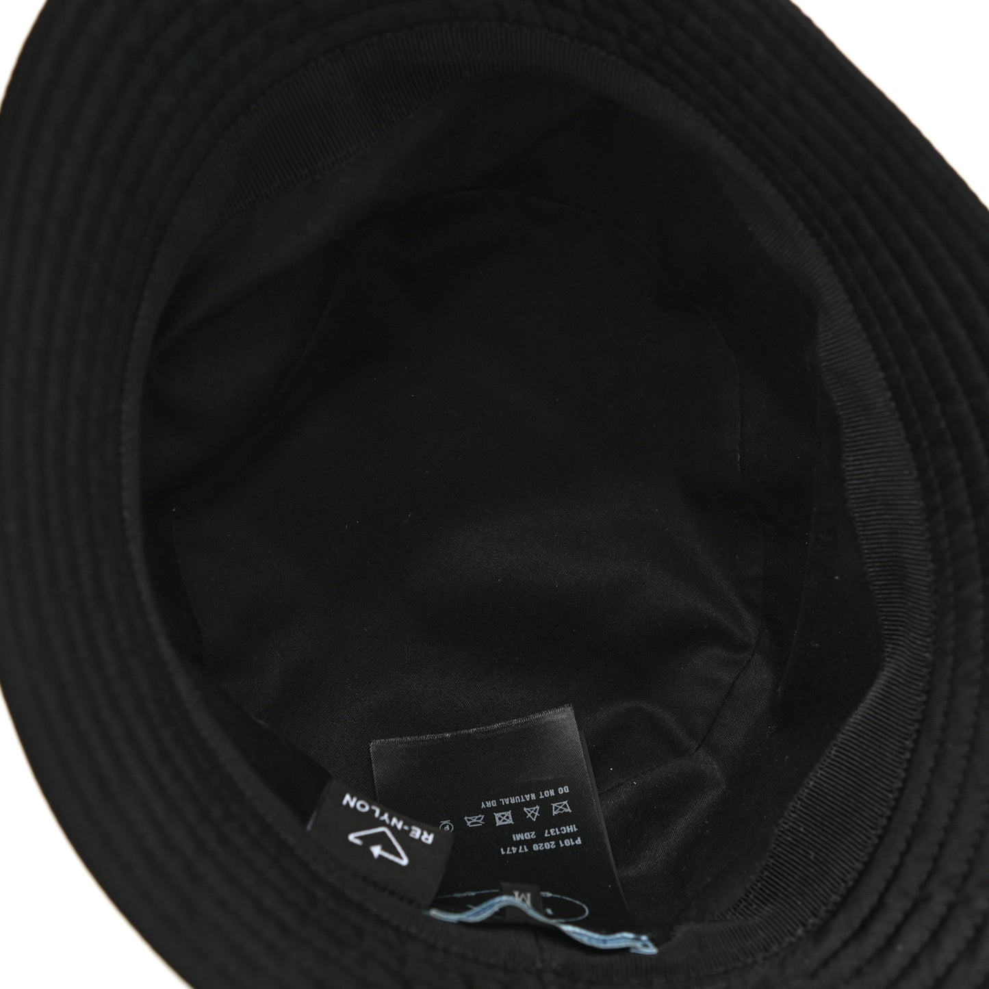Re-Nylon Metal Triangle Logo Womens Bucket Hat M Black