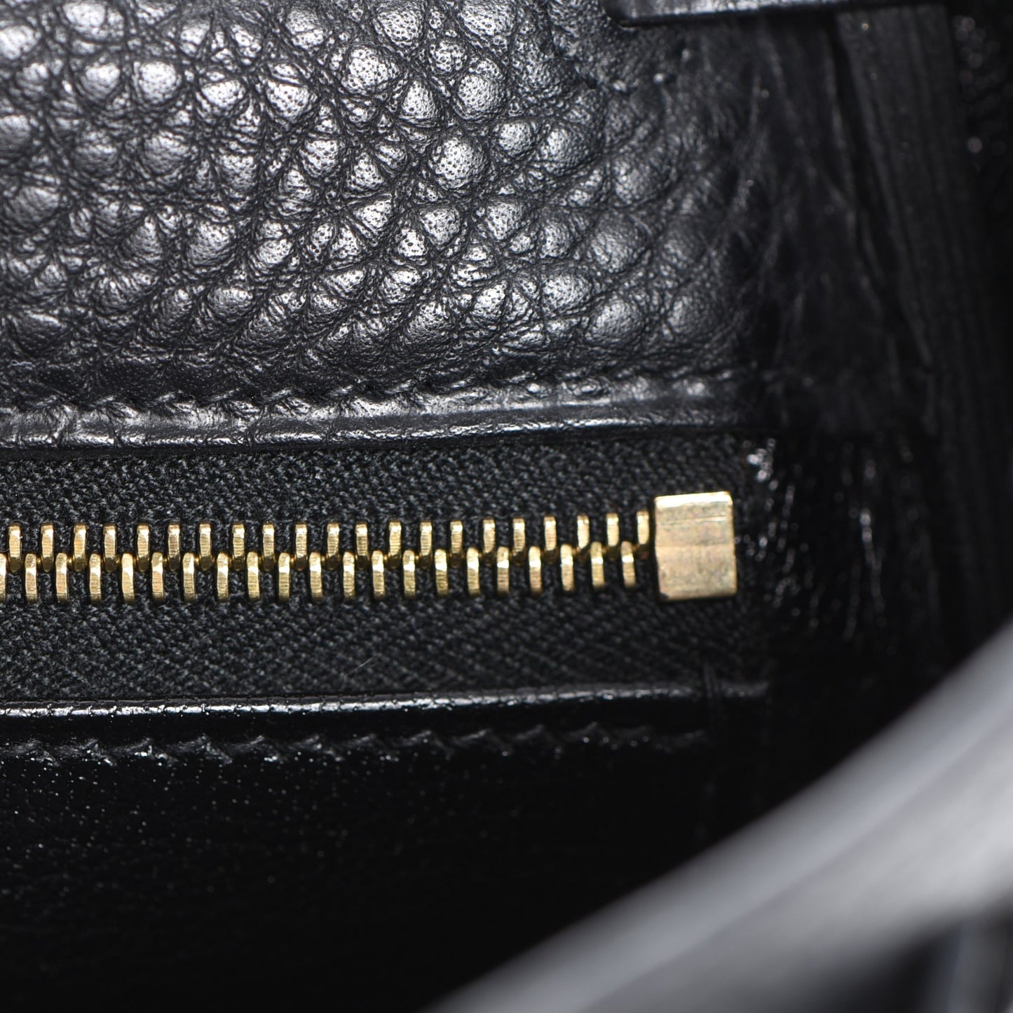 Togo Kelly Retourne 28 Black