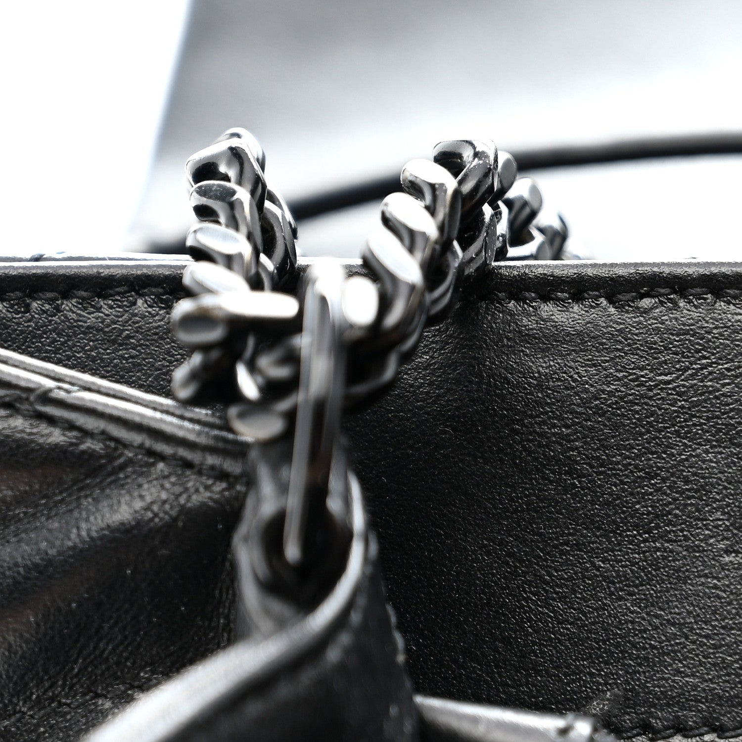 Saint Laurent Calfskin Y Quilted Monogram Monochrome Medium Loulou Chain Satchel Black Black 13 of 13