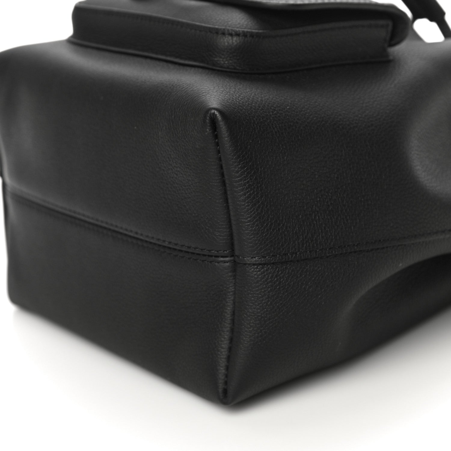 Louis Vuitton Calfskin Lockme Bucket MM Black 8 of 8
