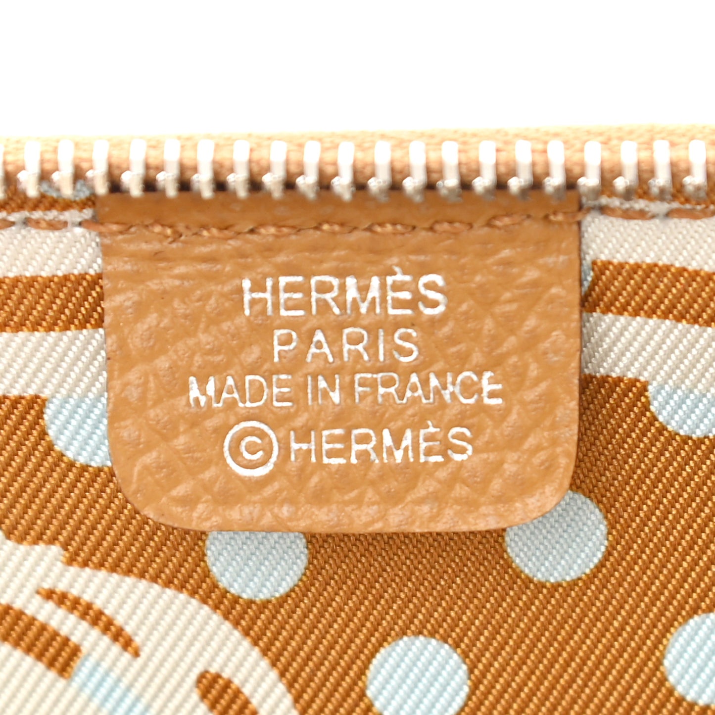 Epsom Silk'in Coin Purse Sesame