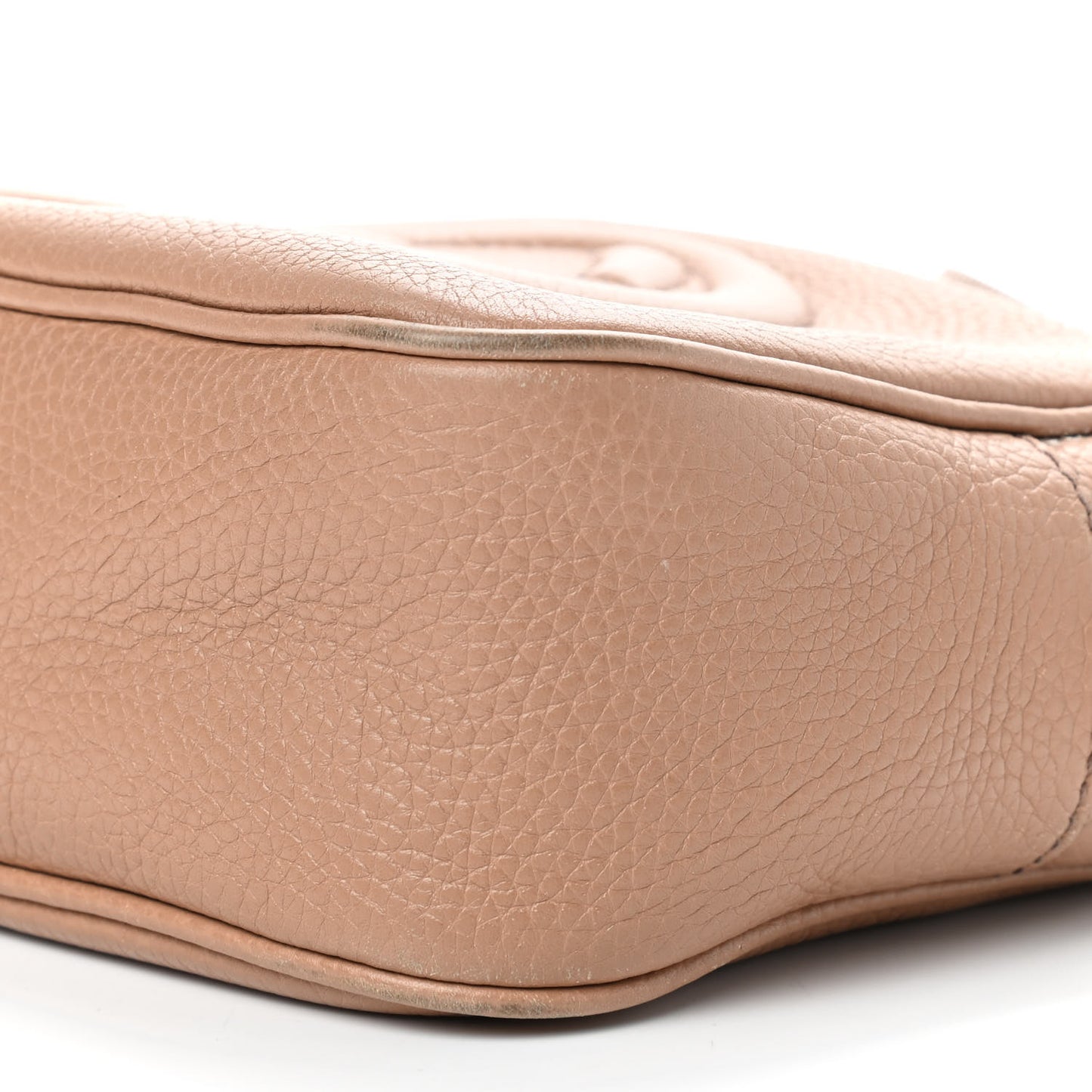 Pebbled Calfskin Small Soho Disco Bag Camelia