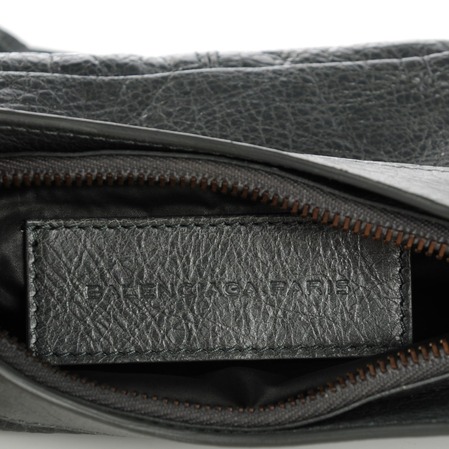 Agneau Classic Hardware Porte Toilette Makeup Clutch Anthracite