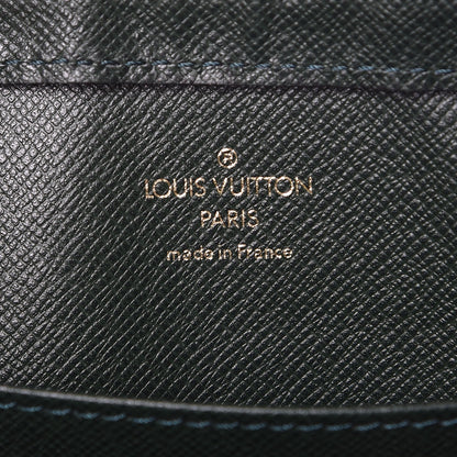 Louis Vuitton Taiga Baikal Pochette Epicea 6 of 10
