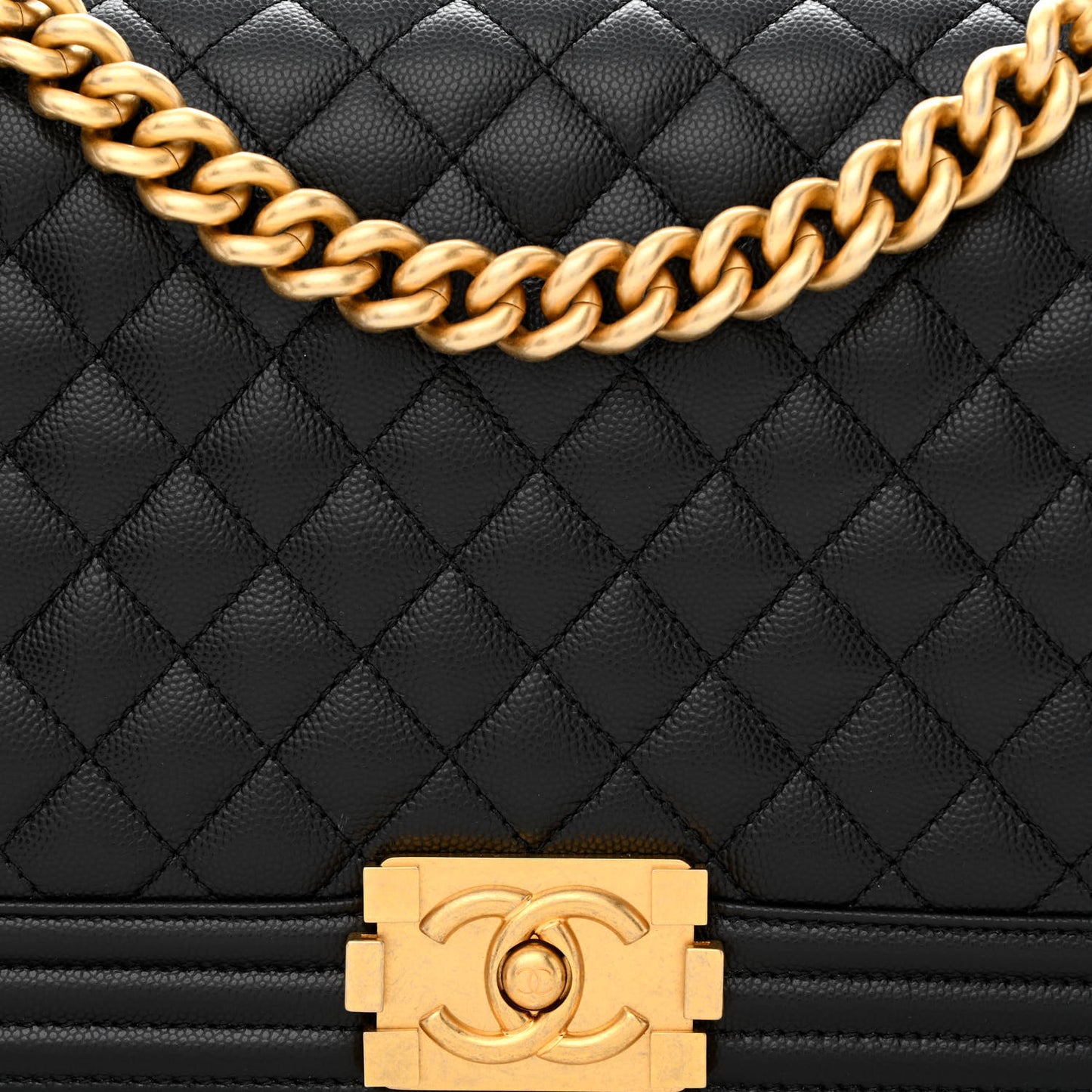 Caviar Quilted New Medium Boy Flap Black