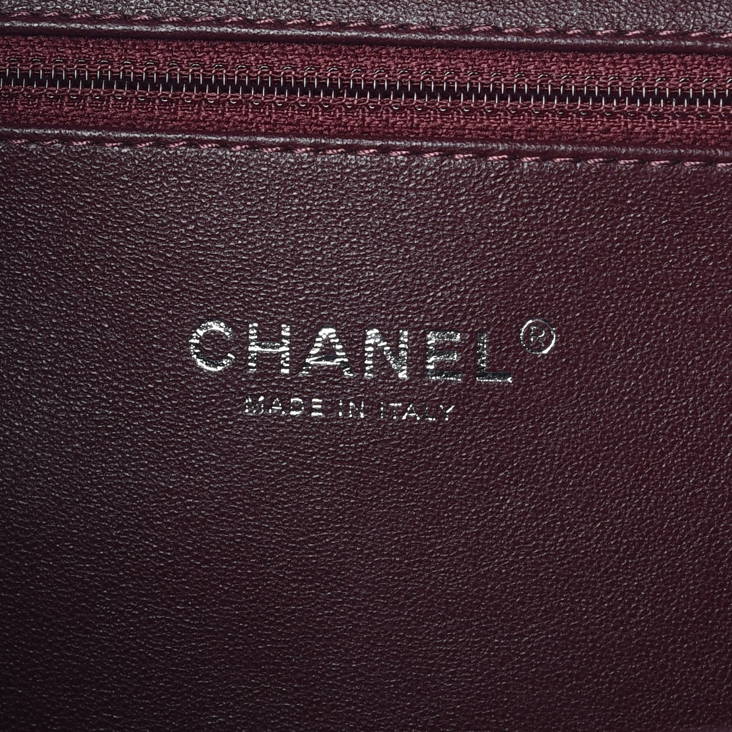Chanel Metallic Caviar Quilted Large CC Filigree Vanity Case Silver 5 of 9