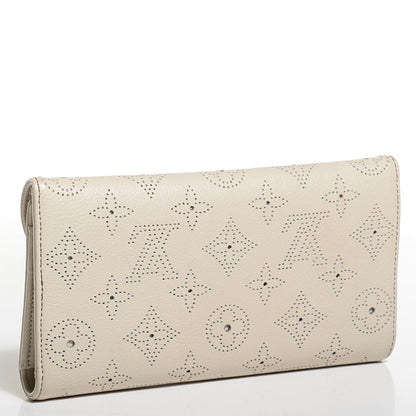 Louis Vuitton Mahina Amelia Wallet Ivory 3 of 7