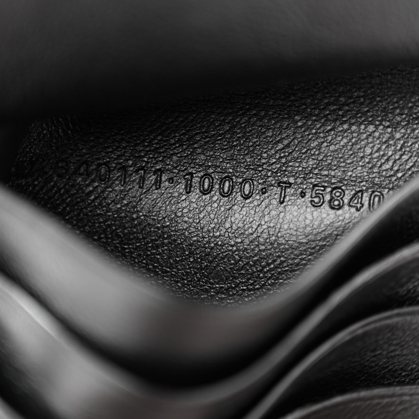 Calfskin Neo Classic Wallet Black