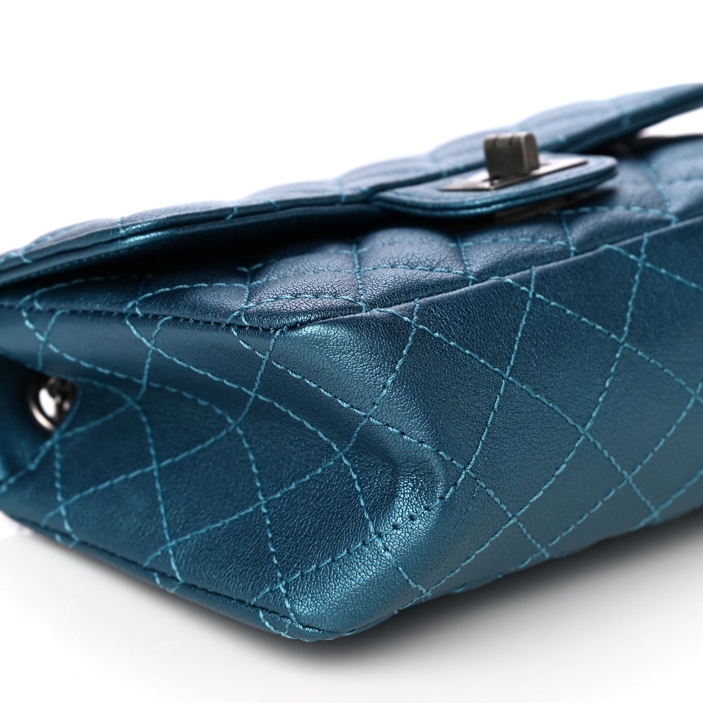 Metallic Sheepskin Quilted 2.55 Reissue Mini Flap Blue