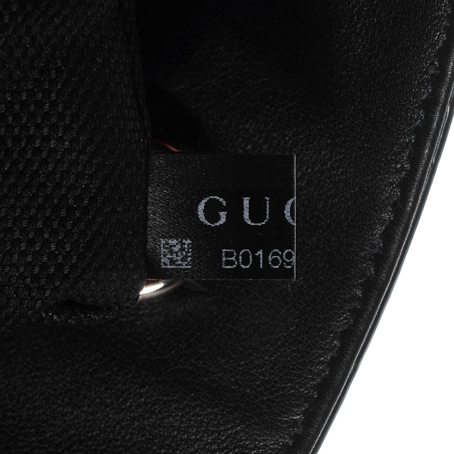 Patent Medium Soho Chain Shoulder Bag Black