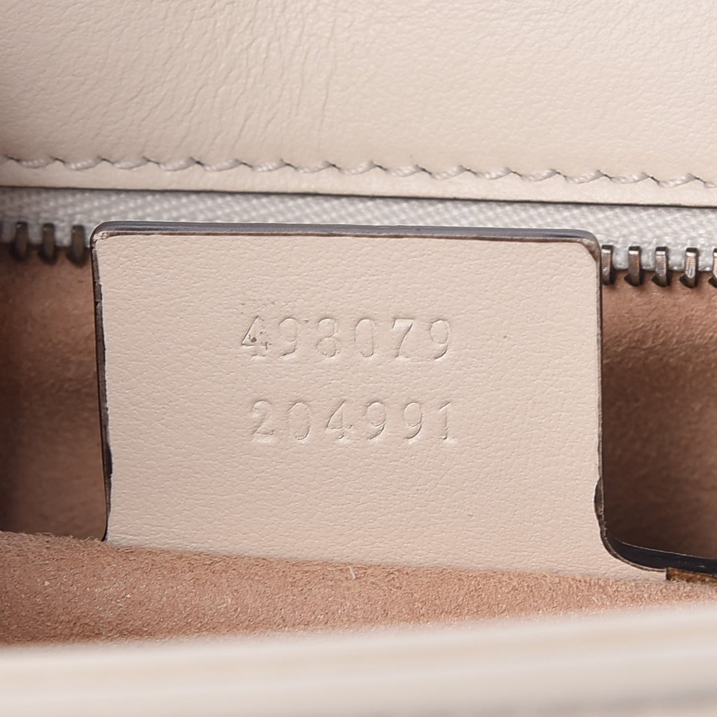 Calfskin Matelasse GG Marmont Clutch Mystic White