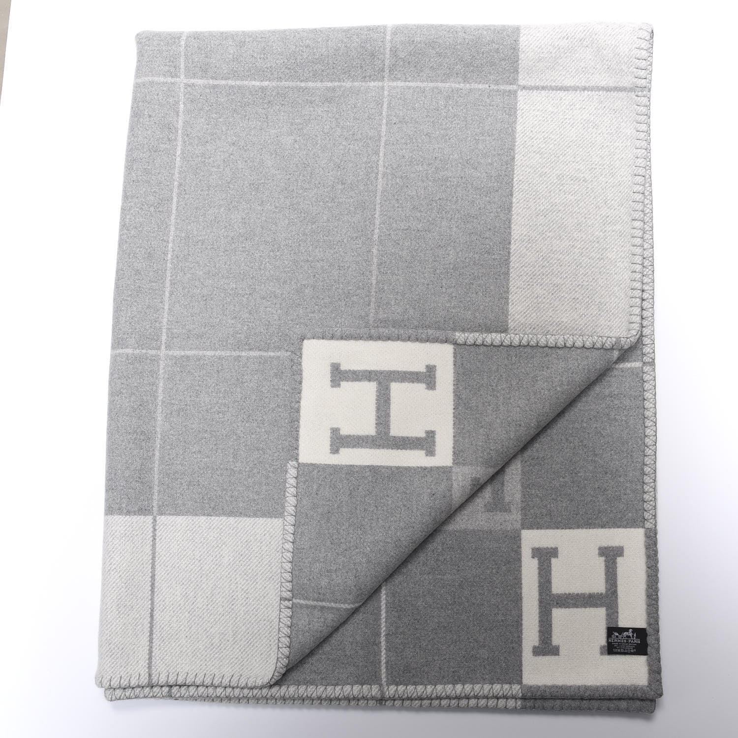 Hermes Wool Cashmere Avalon III Blanket Ecru Gris Clair 2 of 3
