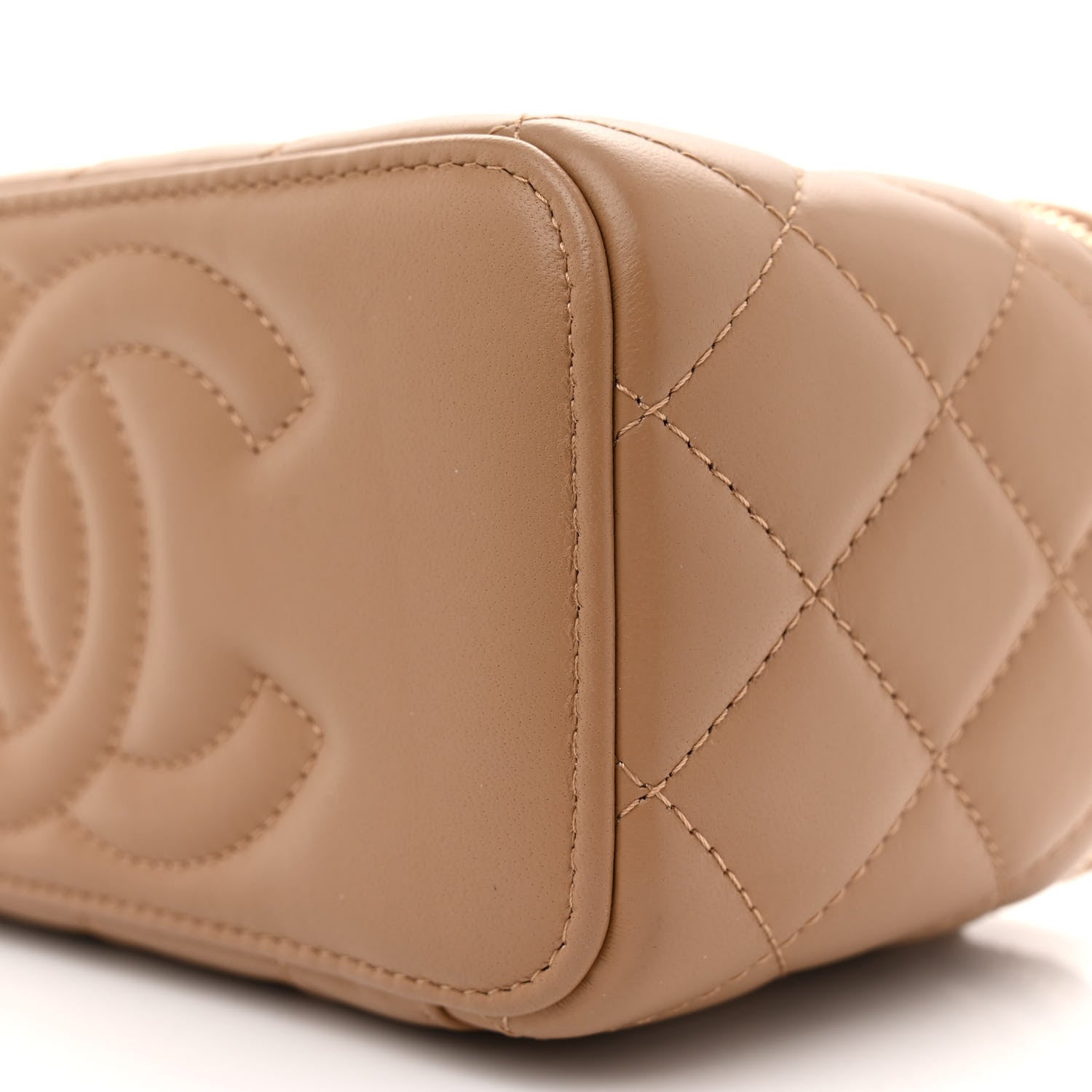 Chanel Lambskin Quilted Pearl Crush Small Vanity Case With Chain Beige 10 of 11