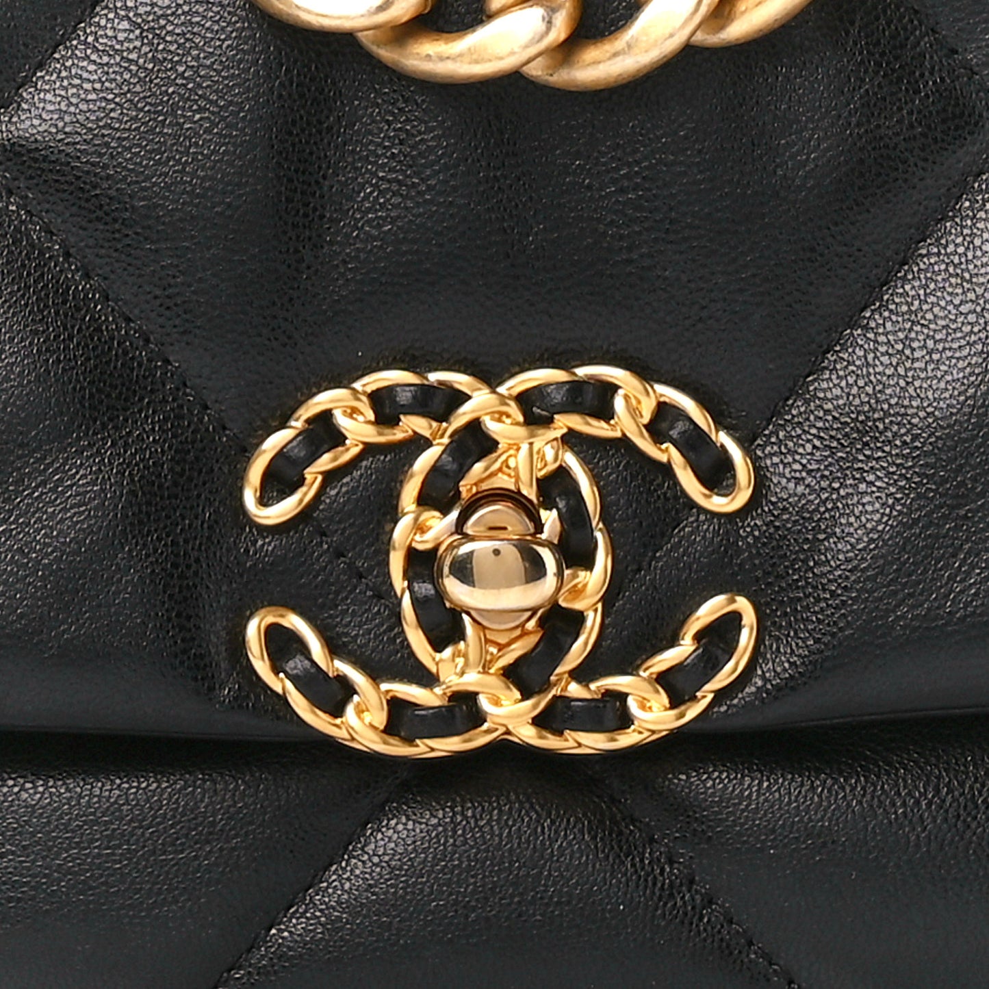 Goatskin Quilted Medium Chanel 19 Flap Black