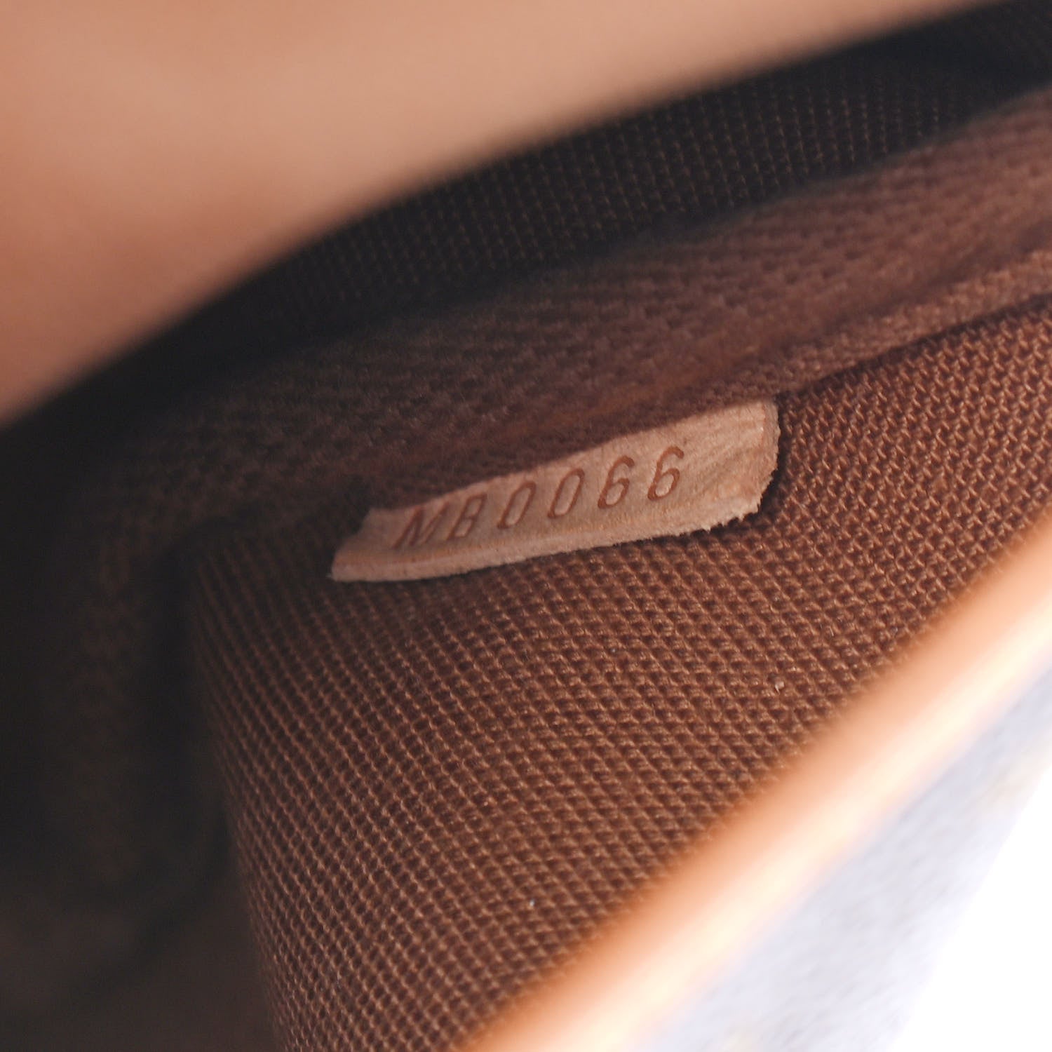 Louis Vuitton Monogram Saumur 30 8 of 10