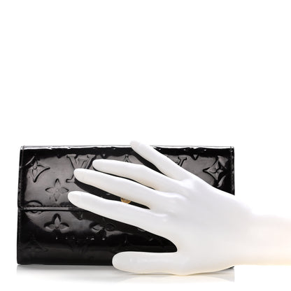 Louis Vuitton Vernis Sarah Wallet Amarante 2 of 17