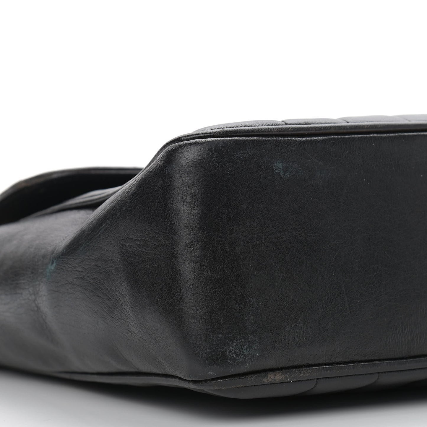 Lambskin Vertical Quilt Jumbo Single Flap Black