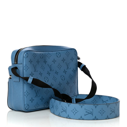 Louis Vuitton Taigarama Outdoor Messenger Denim 4 of 11