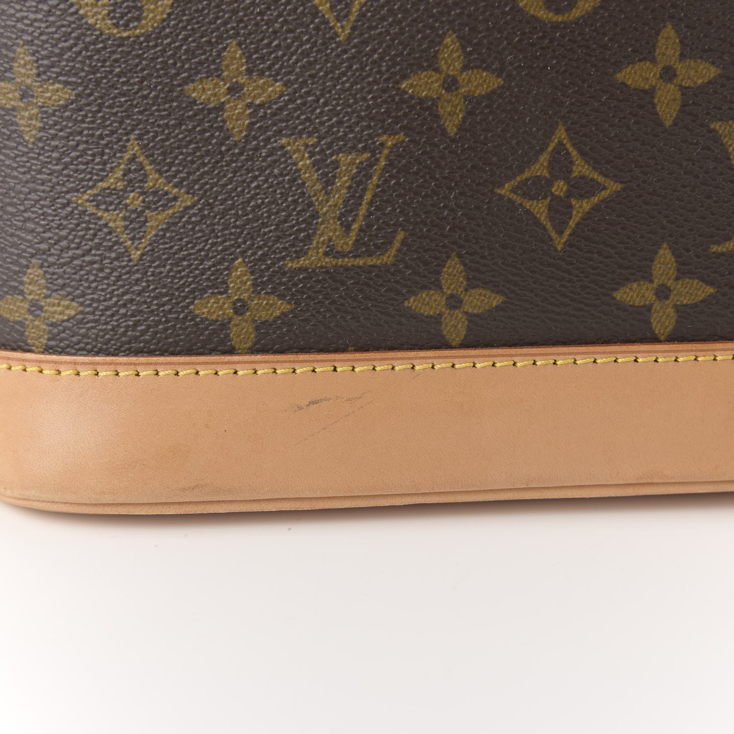 Louis Vuitton Monogram Alma PM 10 of 10