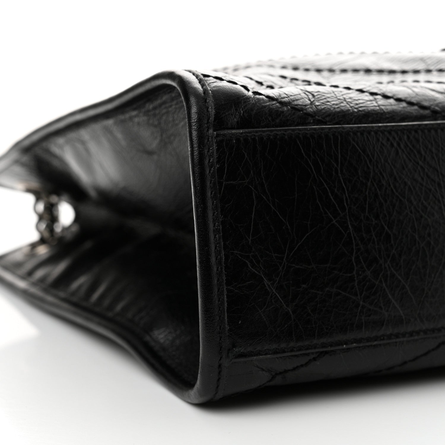 Saint Laurent Crinkled Calfskin Matelasse Monogram Medium Niki Shopper Tote Black 9 of 12