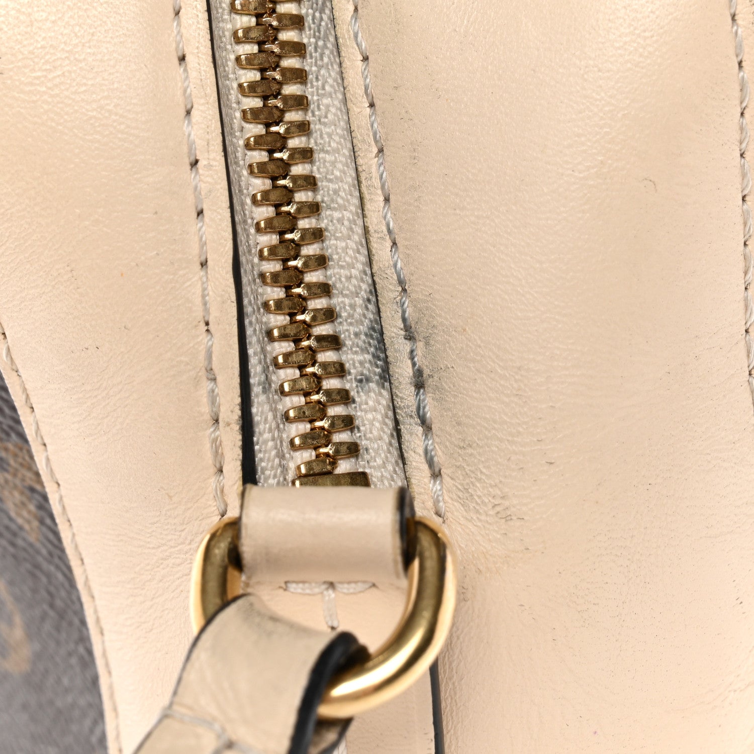 Louis Vuitton Monogram Saintonge Creme 10 of 15