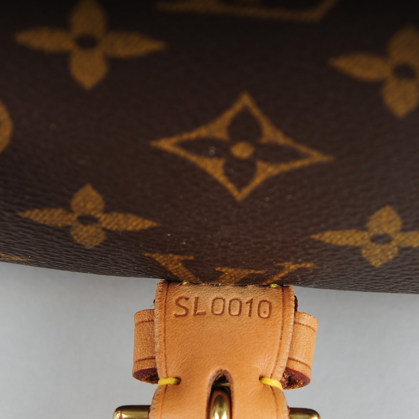 Monogram Sologne