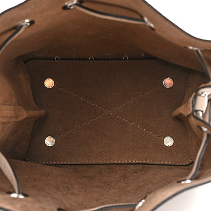 Louis Vuitton Mahina Bella Galet 5 of 12