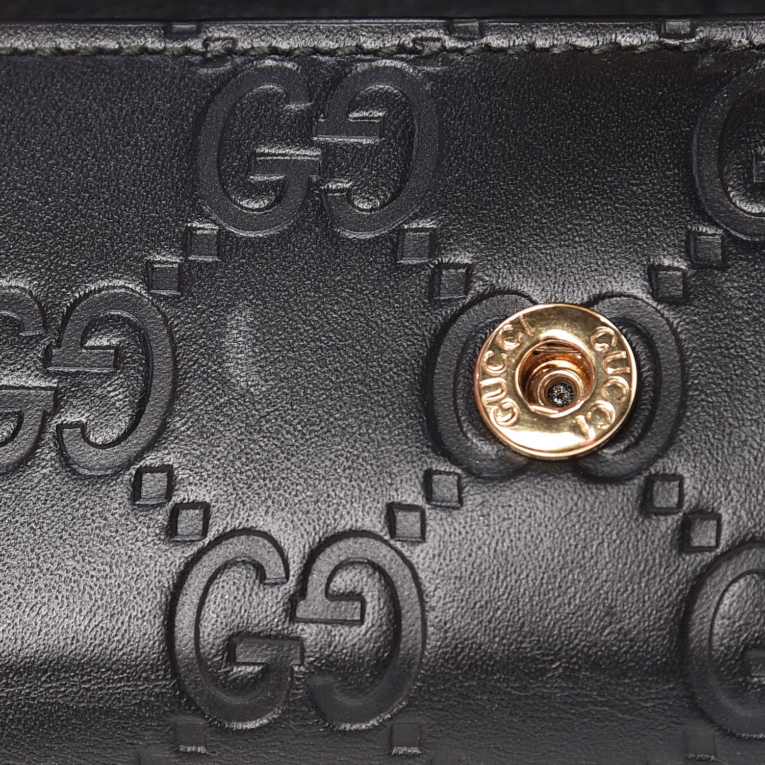 Gucci Guccissima Icon Signature 6 Key Holder Case Black 16 of 20