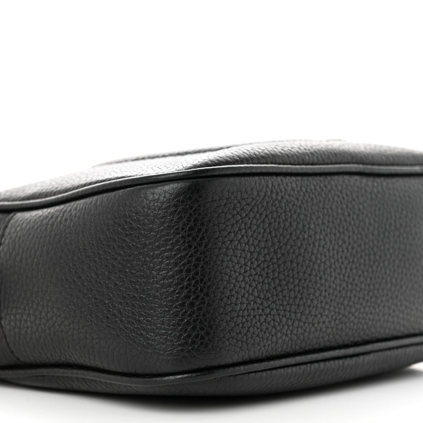 Pebbled Calfskin Small Soho Disco Bag Black