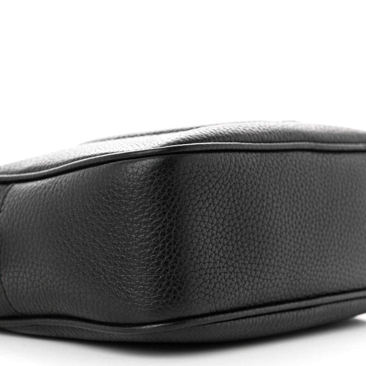 Gucci Pebbled Calfskin Small Soho Disco Bag Black 9 of 11