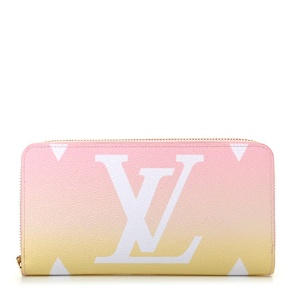 Louis Vuitton Monogram Giant By The Pool Zippy Wallet Light Pink 1 of 5