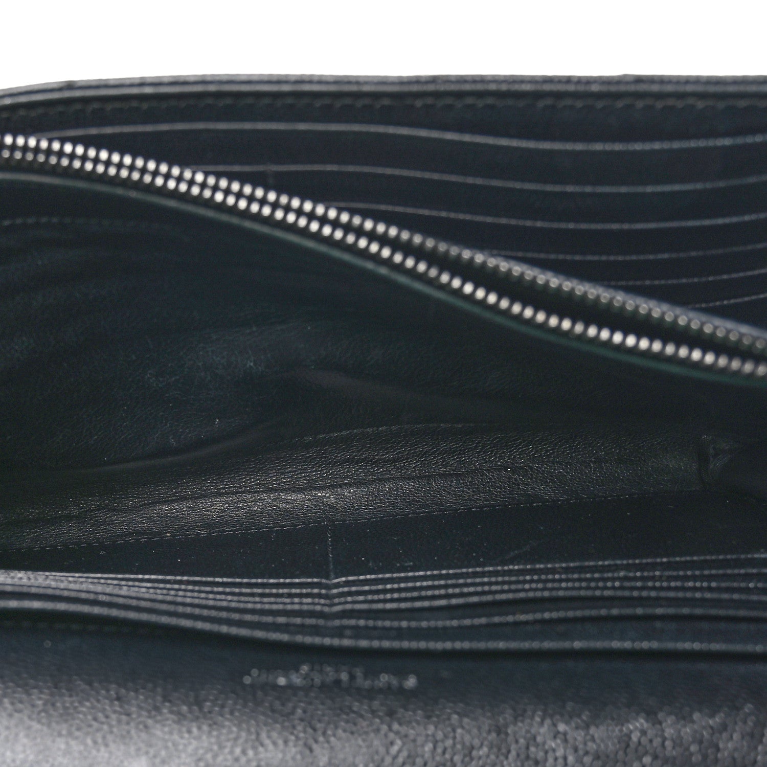 Saint Laurent Grain De Poudre Matelasse Chevron Monogram Monochrome Chain Wallet Black 5 of 9