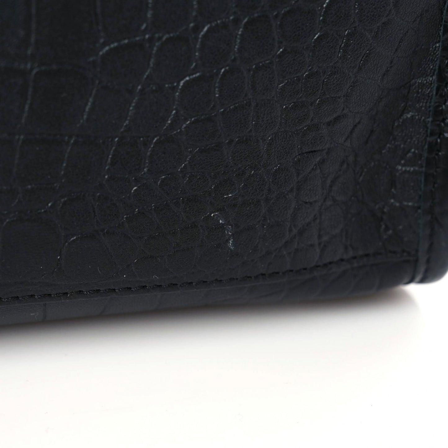 Matte Supple Lambskin Crocodile Embossed Classic Black Hardware S City Black