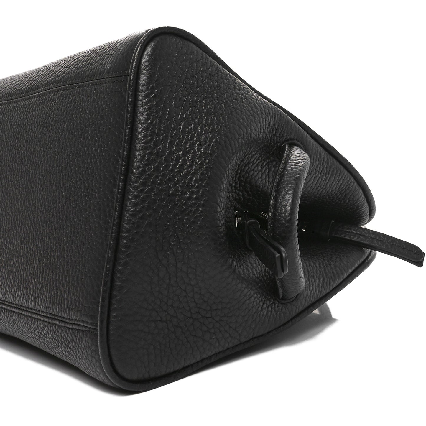 Grained Calfskin Le Turismo Black